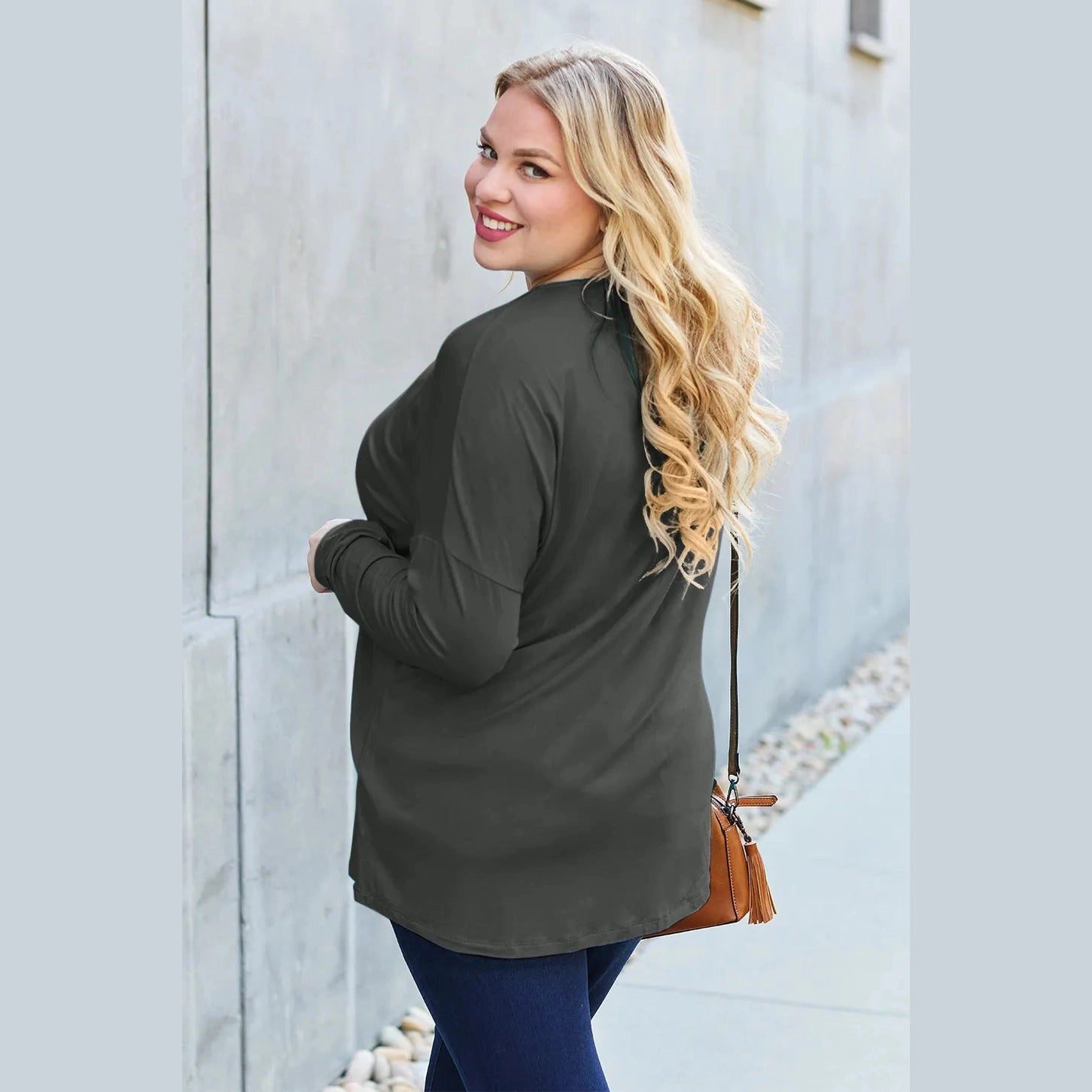 d563e93b-d1fa-421a-9ed8-7233a69348d4-Max