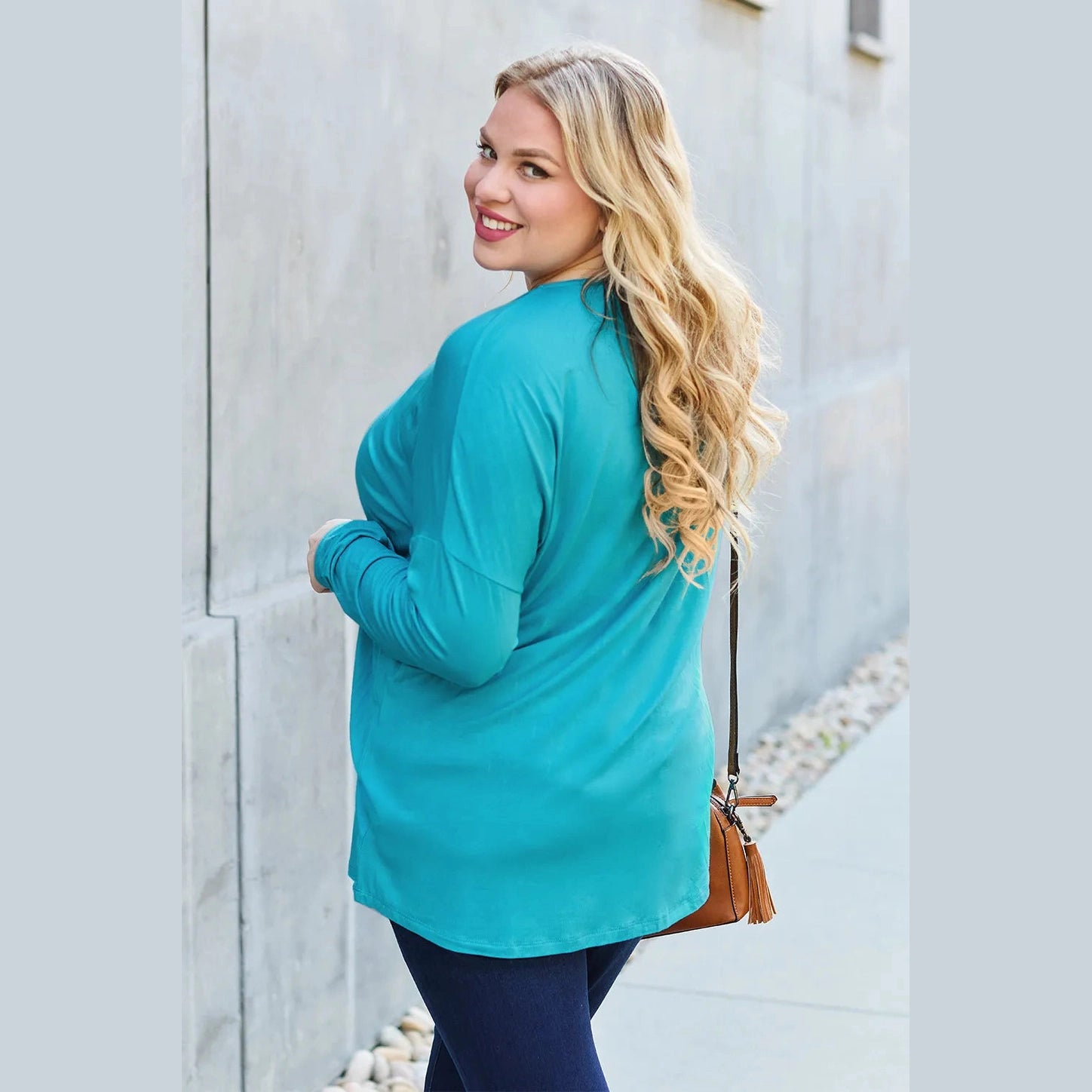 f49cb037-5a73-45da-bb70-af3c05363217-Max