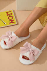 Pre Order White Cute Bowknot Home Fluffy Slippers