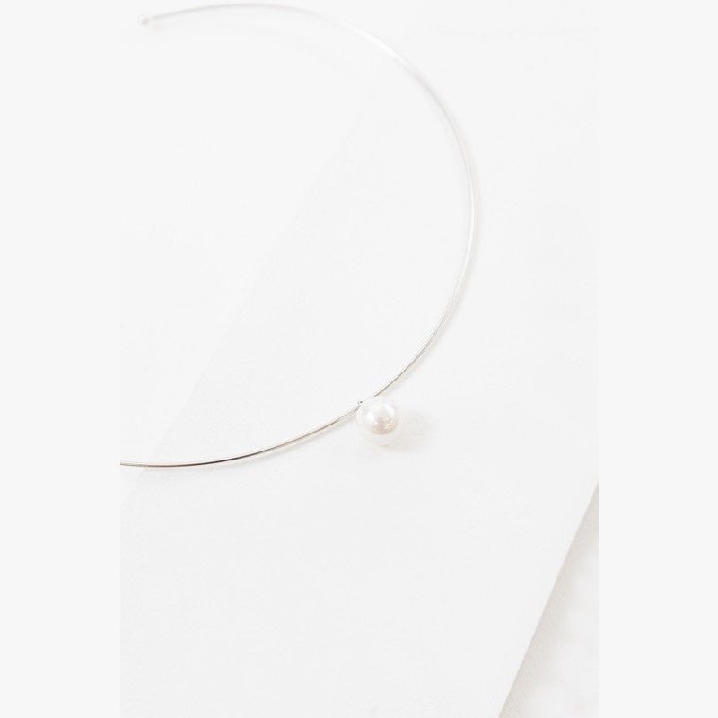 Pearl of the Sea Choker Necklace